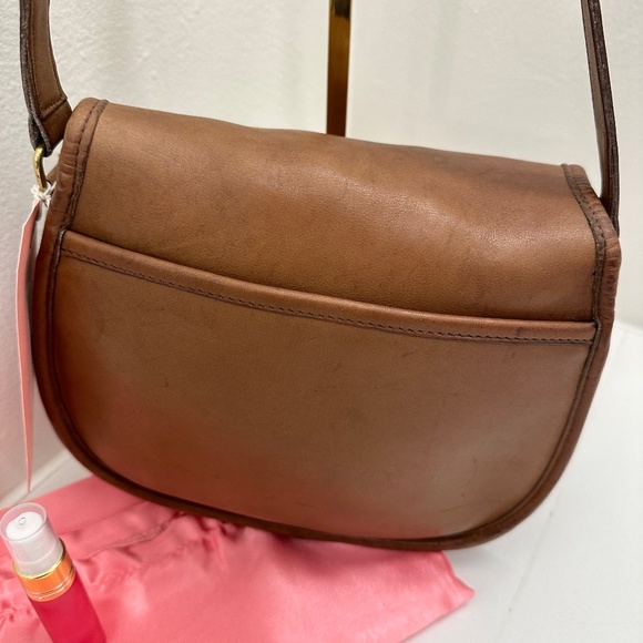 Vintage Coach Brown "Saddle" Bag circa 1970s - Picture 5 of 11